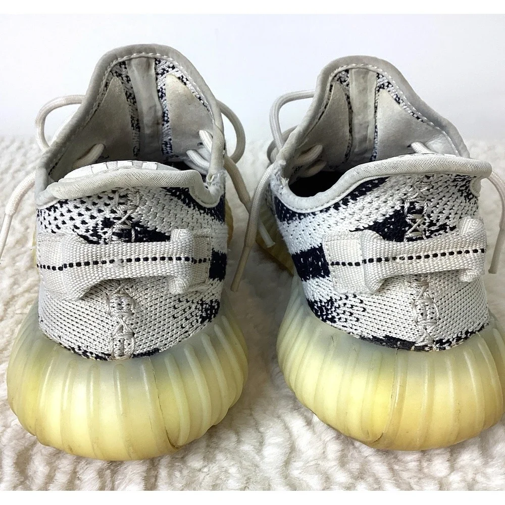 Adidas Yeezy Shoes V2 Boost 350 Men's Size 7 Low Zebra, Moderate Wear